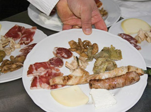 photo specialty of the restaurant of the farmhouse santa venera of palermo